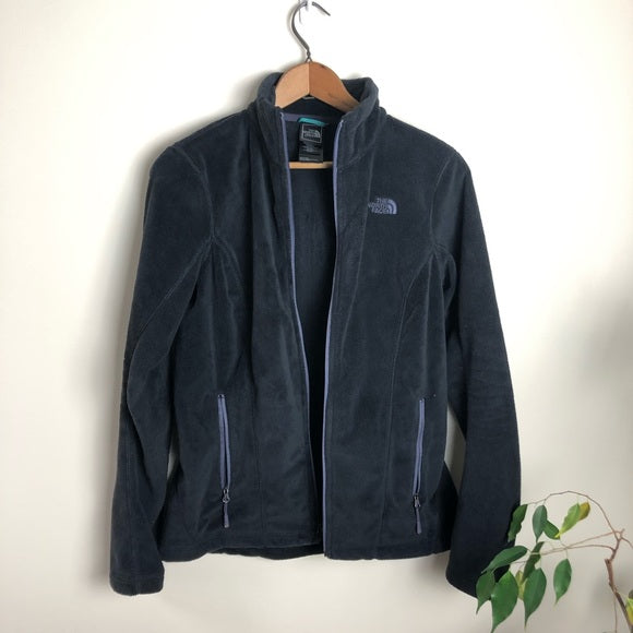 19 - The North Face Fleece Zip Up Small