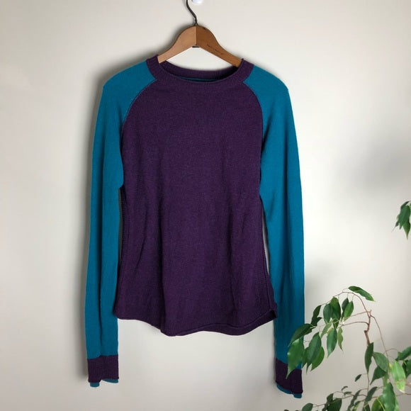 Seller  229 - Noble Outfitters Colorblock Sweater