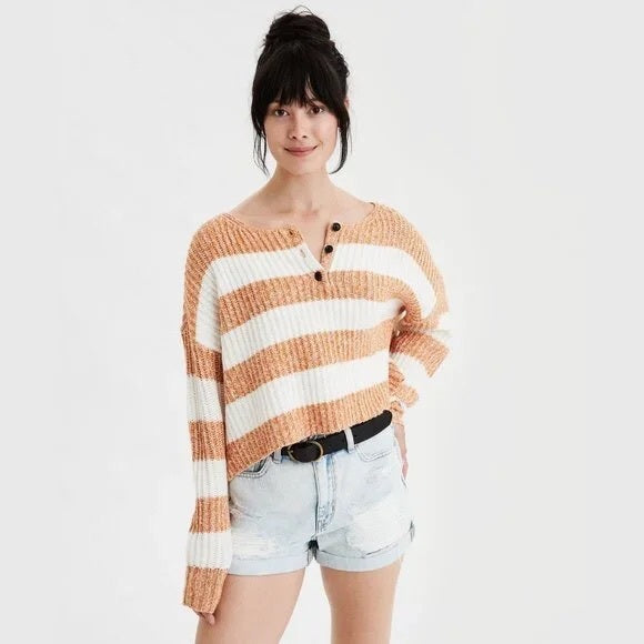Seller 189:  American Eagle cropped Henley Sweater women's size small