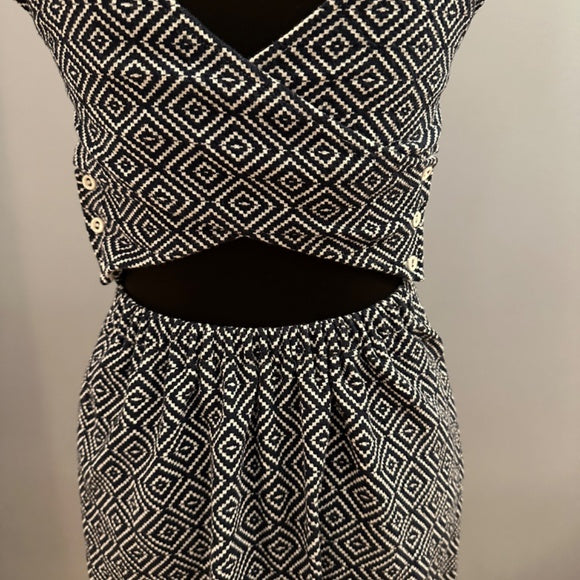 Anthropologie Blue and White Open-Back Patterned Dress size 4