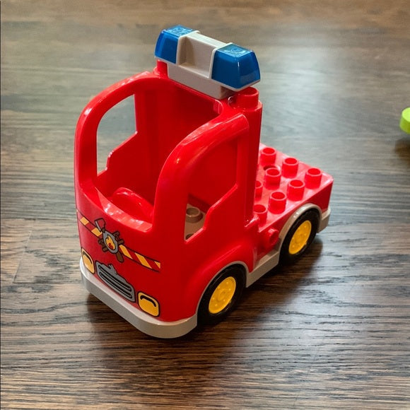 #181 Duplo Lego Assorted Bricks - Firetruck and Knights