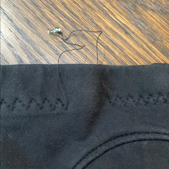 #181 - Simple Wishes Hands Free Pumping Bra XS-L  (1 of 2)