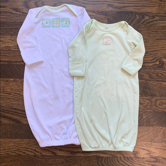 #91 - Baby Sleep Gowns in Green and White - 0-3mo
