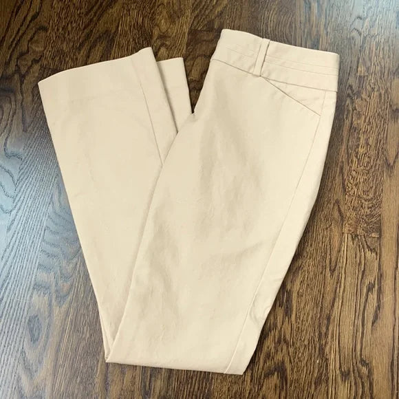 #181 - The Limited Drew Fit Khaki Pants - Women's Size 4
