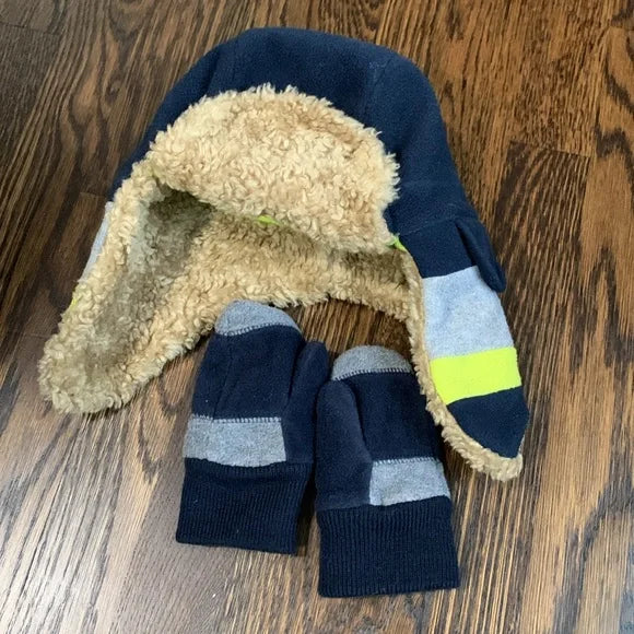 #62 - Baby Gap Fleece Trapper Hat and Mittens Set (Baby S/M)