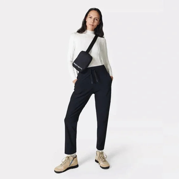 #118 | Size 4 | Women's Sweaty Betty Explorer Tapered Athletic Pants Black
