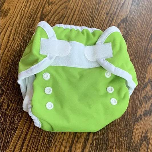 #181 - NWOT Thirsties Cloth Diaper - Size 1 (6-18lbs) *REDUCED*