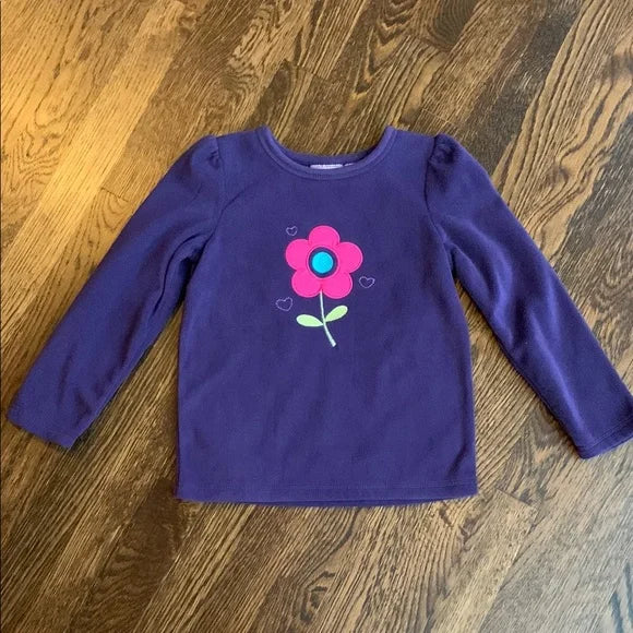 #181 - NWT Girls Fleece Shirt Set Flower and Hearts - Size 5 *REDUCED*