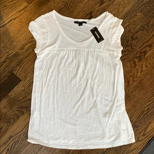 #181 - NWT - Express White Women's Top - Small