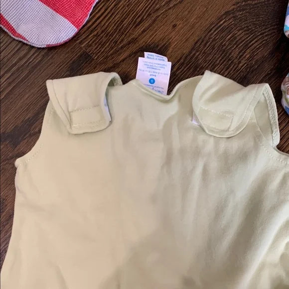 #181 - Halo Infant SleepSack Sleeveless Pajamas Set - Size Small (Birth - 6mo)