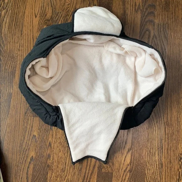 #91 - REDUCED Jolly Jumper Arctic Sneak-a-Peak Black Car Seat Cover