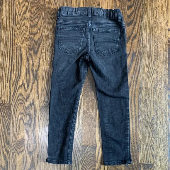 #91 - The Children's Place Black Denim Jeans - Size 5 Kids