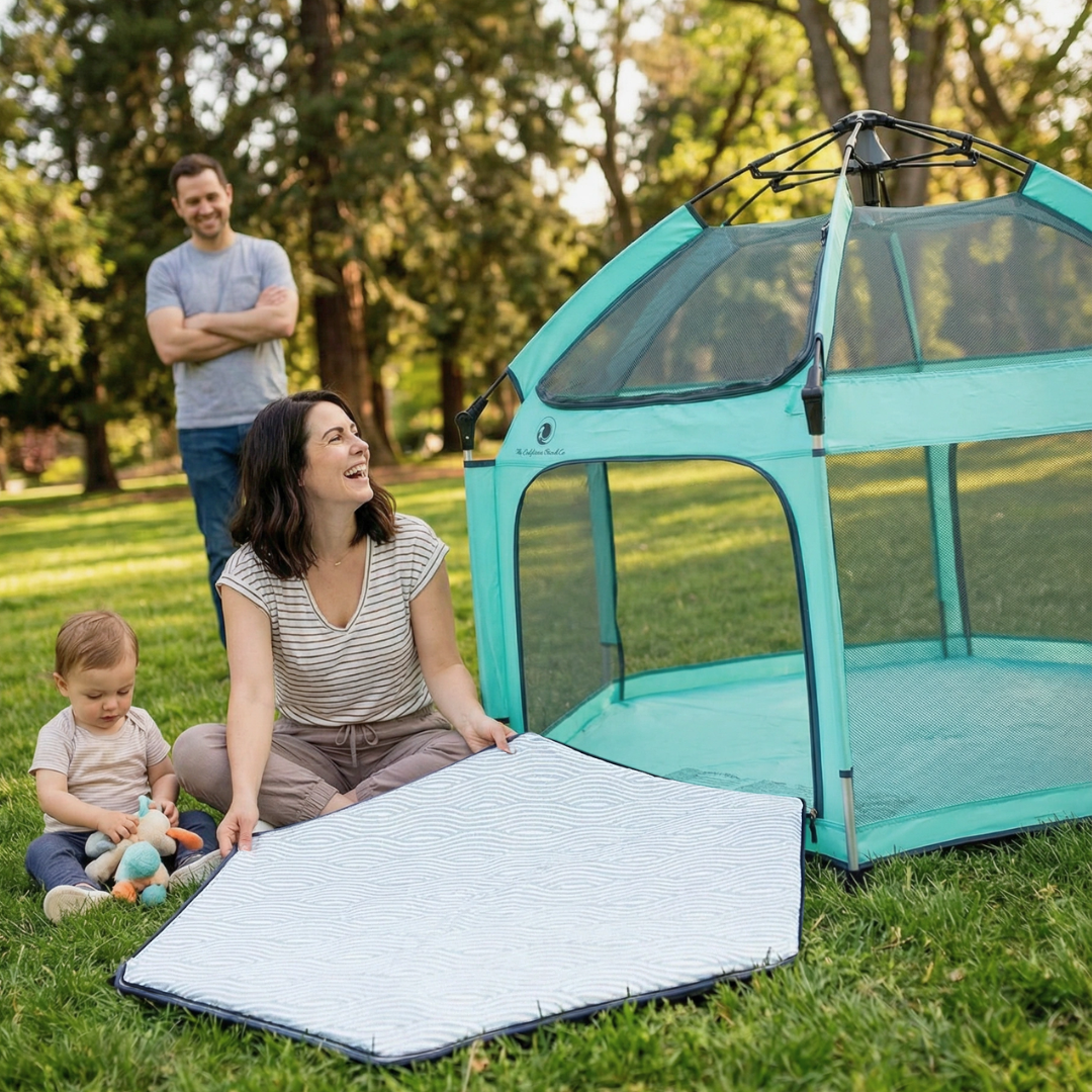 #144 California Beach Co. Pop n' Go Playpen with acessories