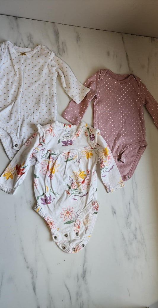 #178 Onesie set baby girl 0-3 months