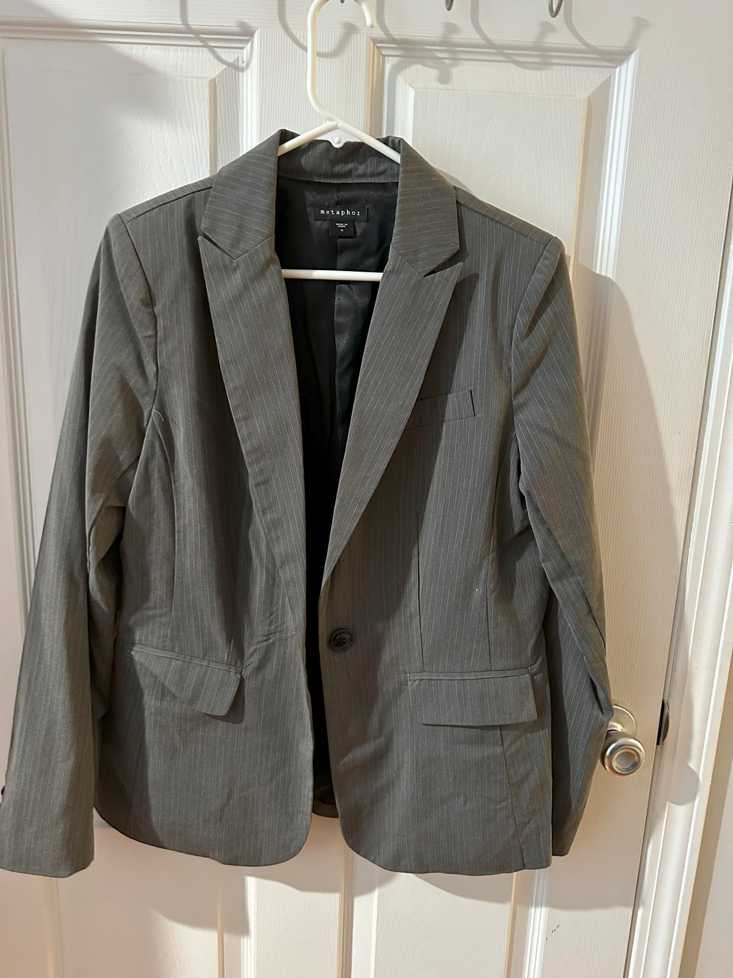 #8 Women's Metaphor Suit Jacket- size medium