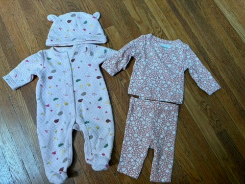 Seller 183 - Girls Newborn Pink Outfit Bundle - EUC