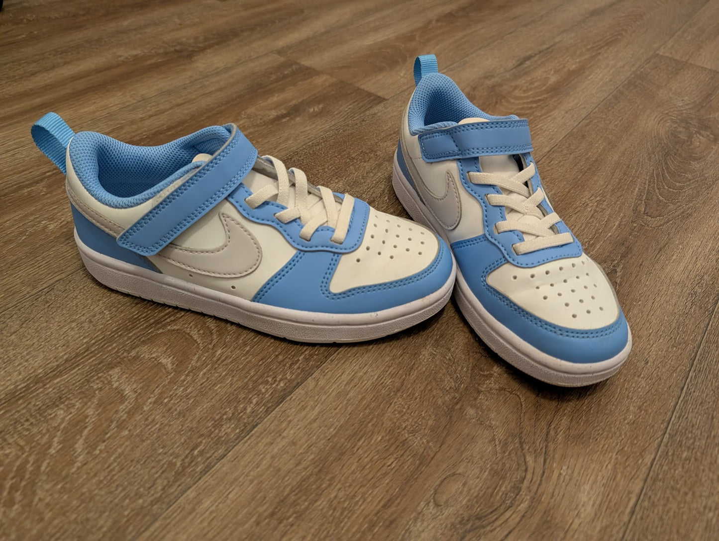 #7 Nike Shoes Size 12 Youth