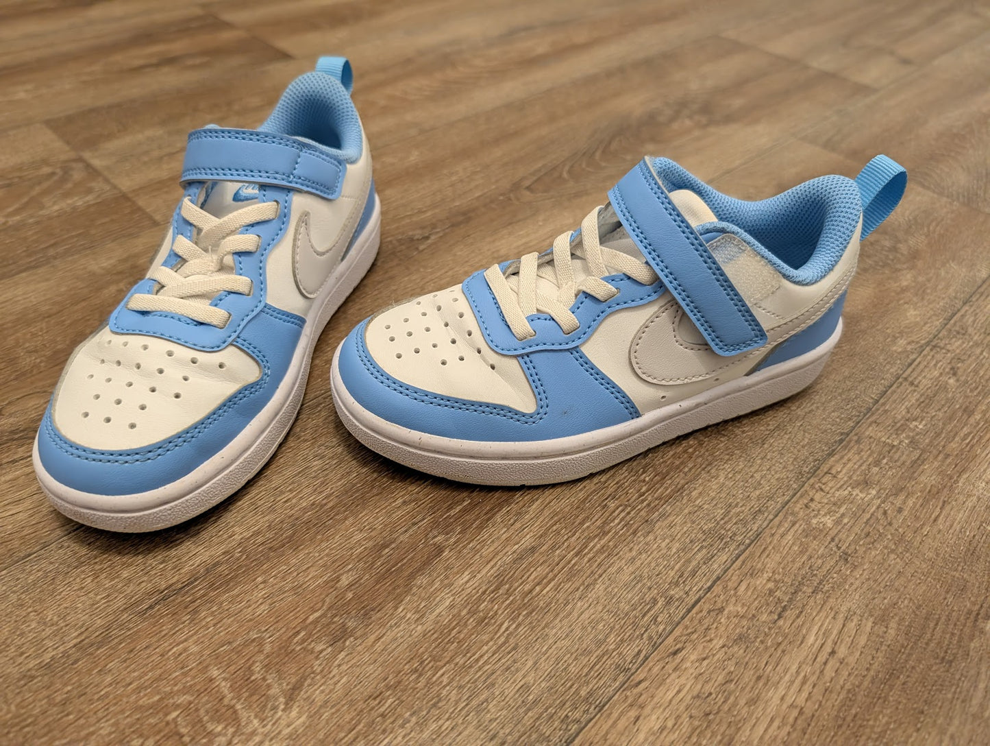 #7 Nike shoes Size 13