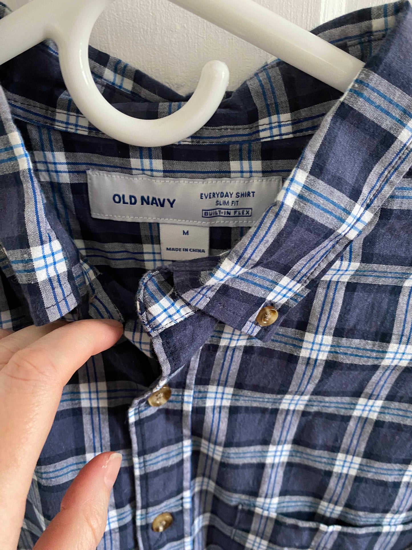Old Navy, long-sleeve button down shirt, Men's M