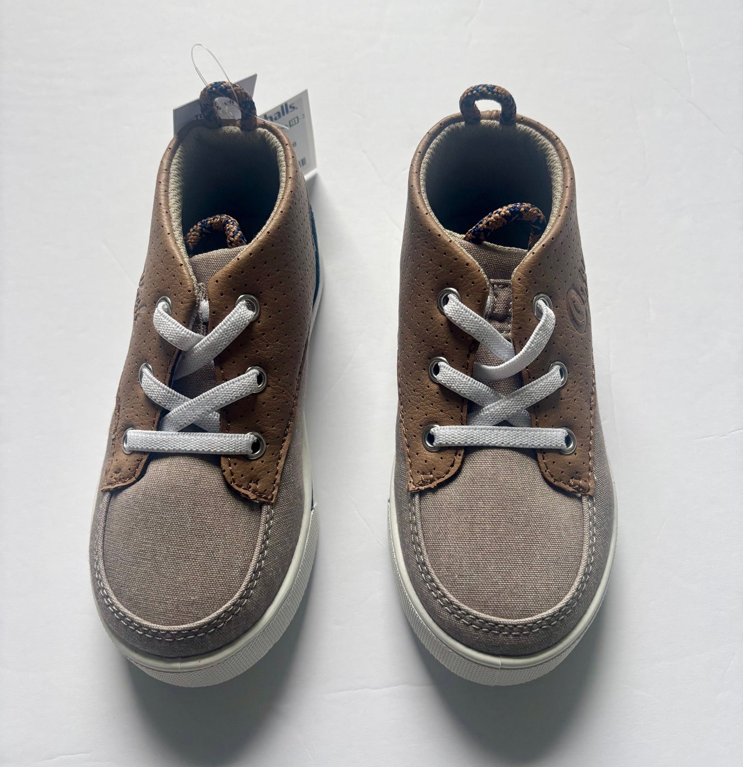#43 OshKosh Sneakers Boy's 11 NWT