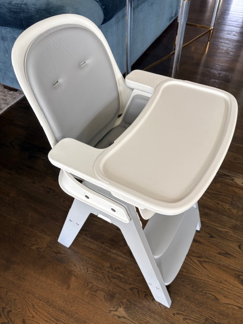 #104 Oxo Sprout High Chair