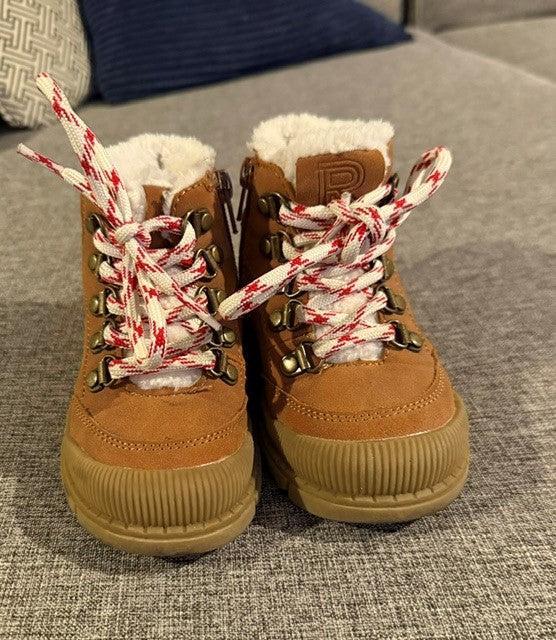 Seller #179 | Rockport Boys Lace Up Boots | Toddler Size 9