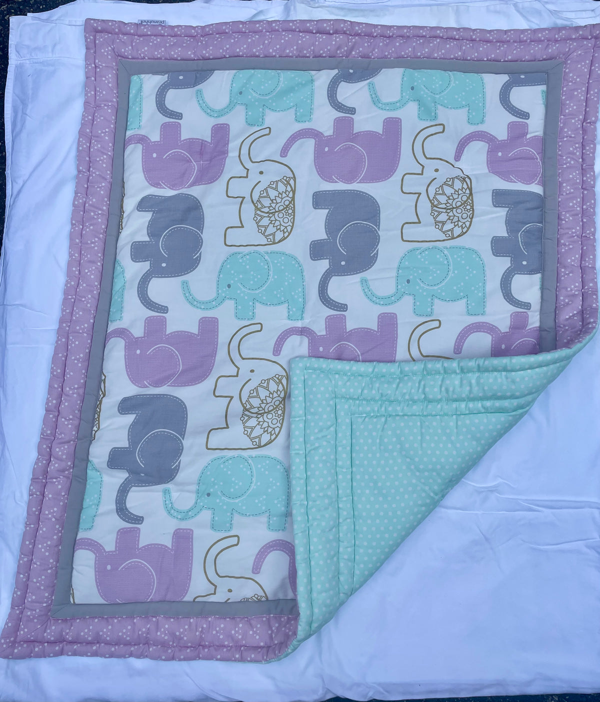 #32 The Peanutshell Little Peanut Lilac Elephant Crib Bedding Bundle
