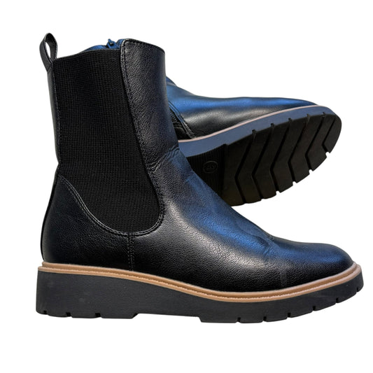 #1 Art Class Chelsea Boots size 3
