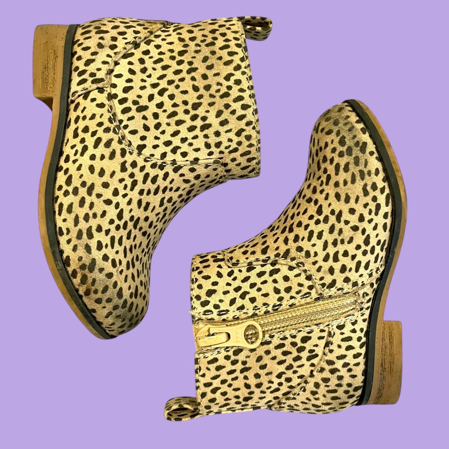 #1 Cheetah Boots Size 5