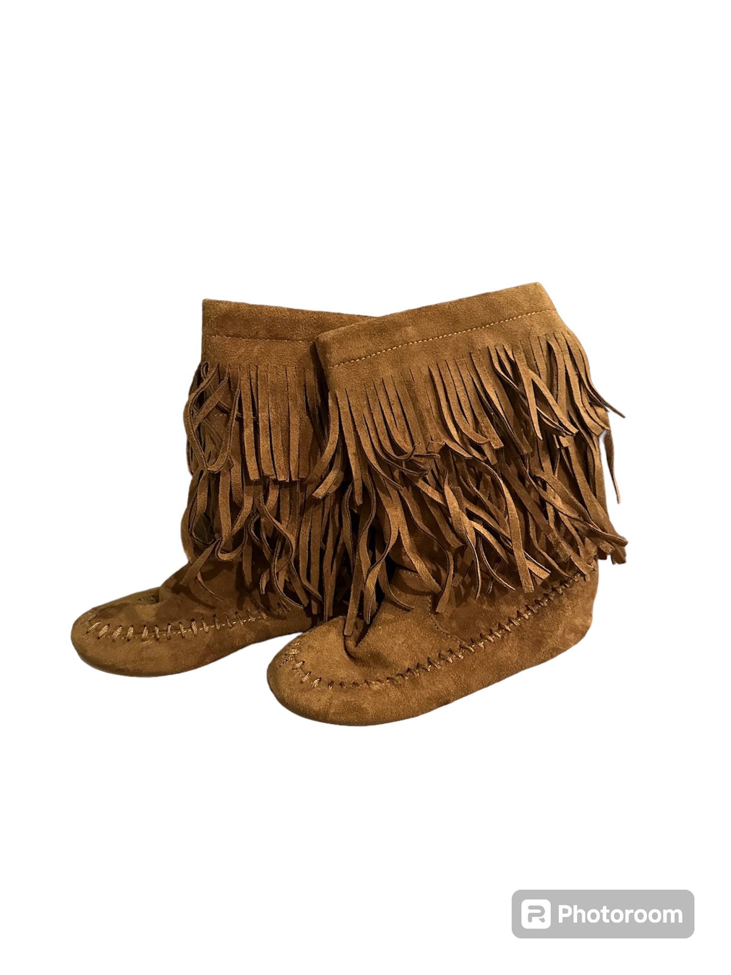 #80A girls size 2 moccasins