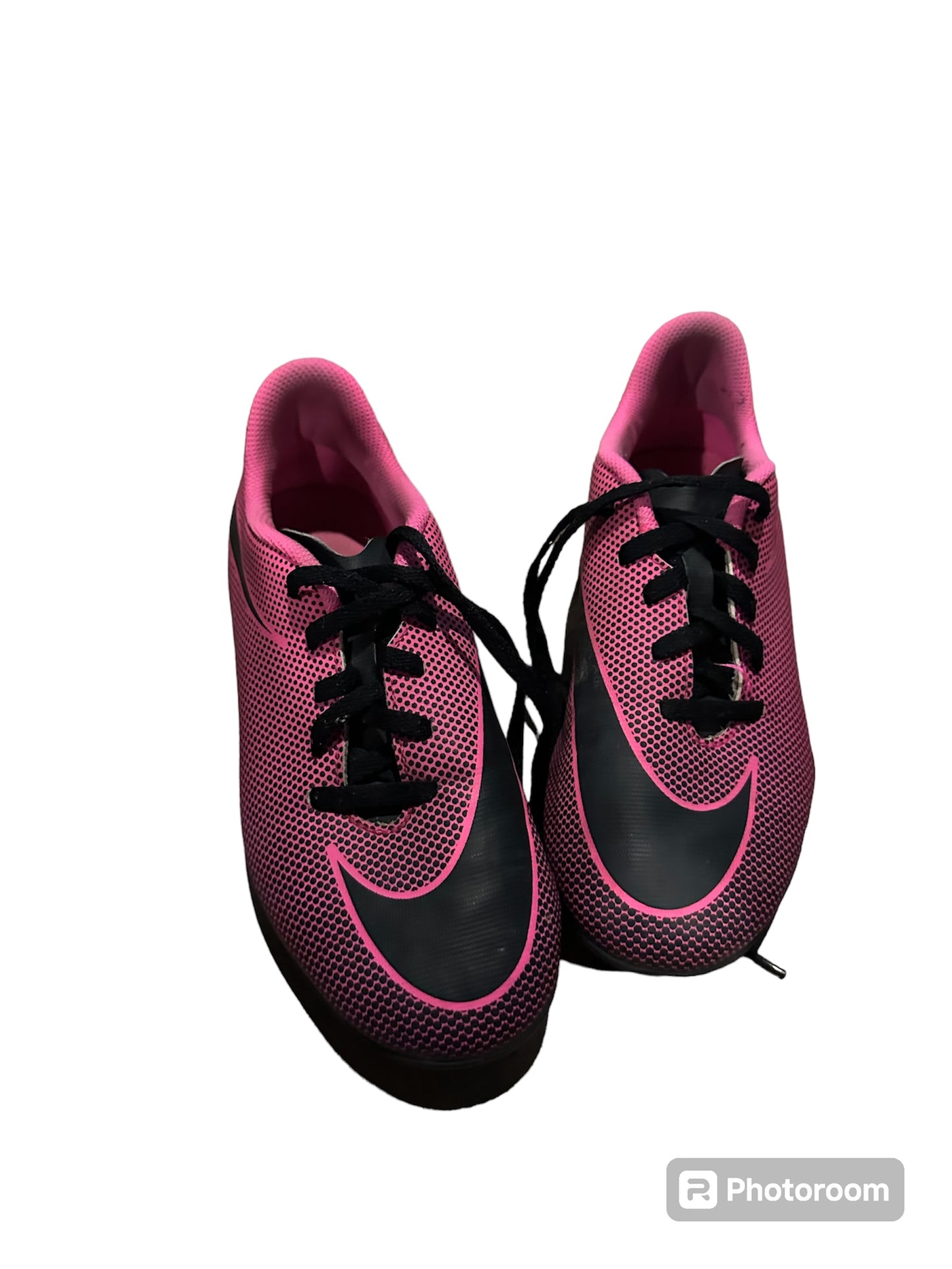 #80A girls nike cleats size 4