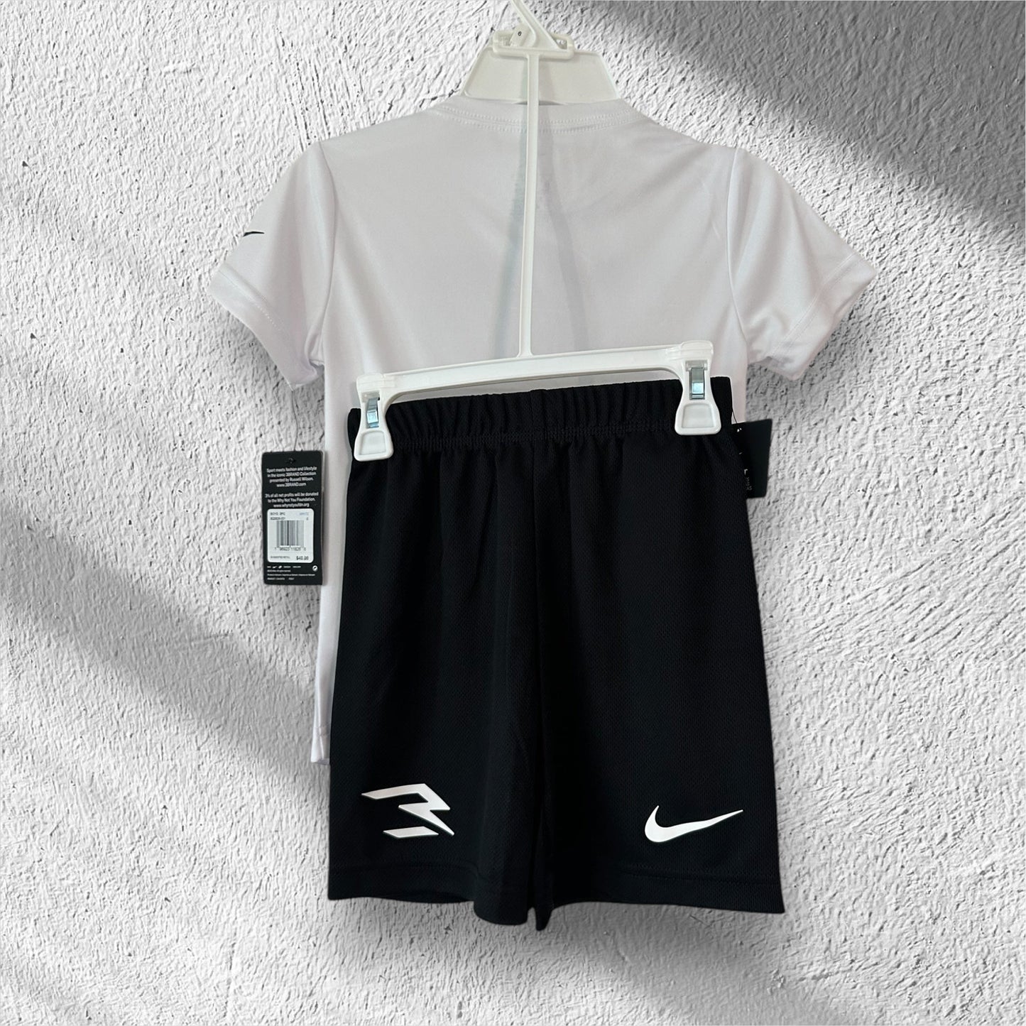 #169 Boy's Size 6 Nike 2 Piece Set- NWT *REDUCED PRICE