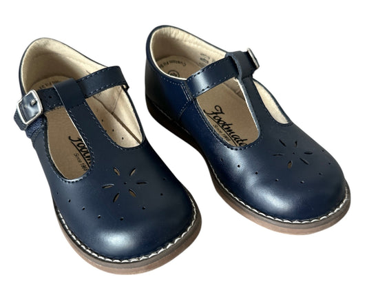 Seller #140 Girls Footmates shoes size 10