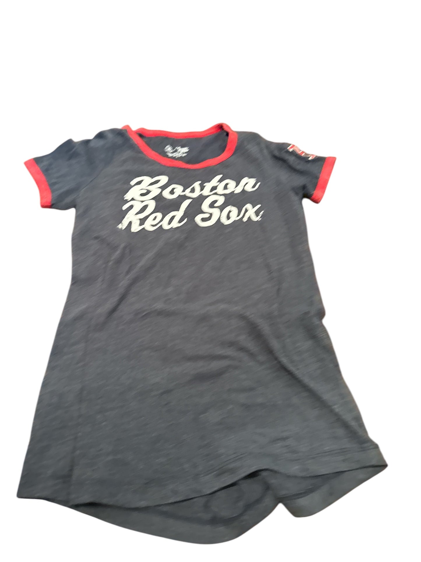 208 size small tshirt