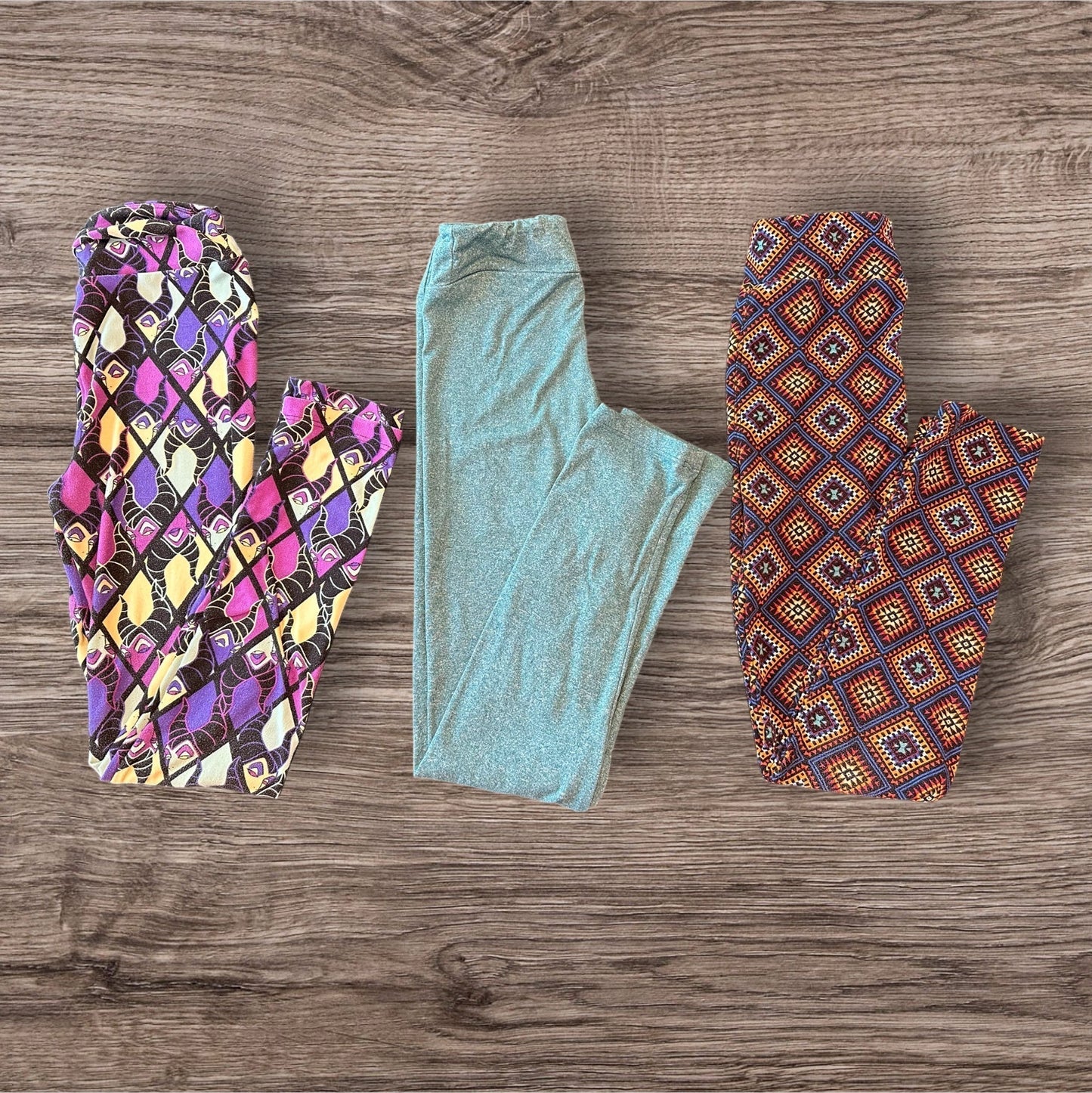 #169 Girl's L/XL LulaRoe Leggings (8) *REDUCED PRICE