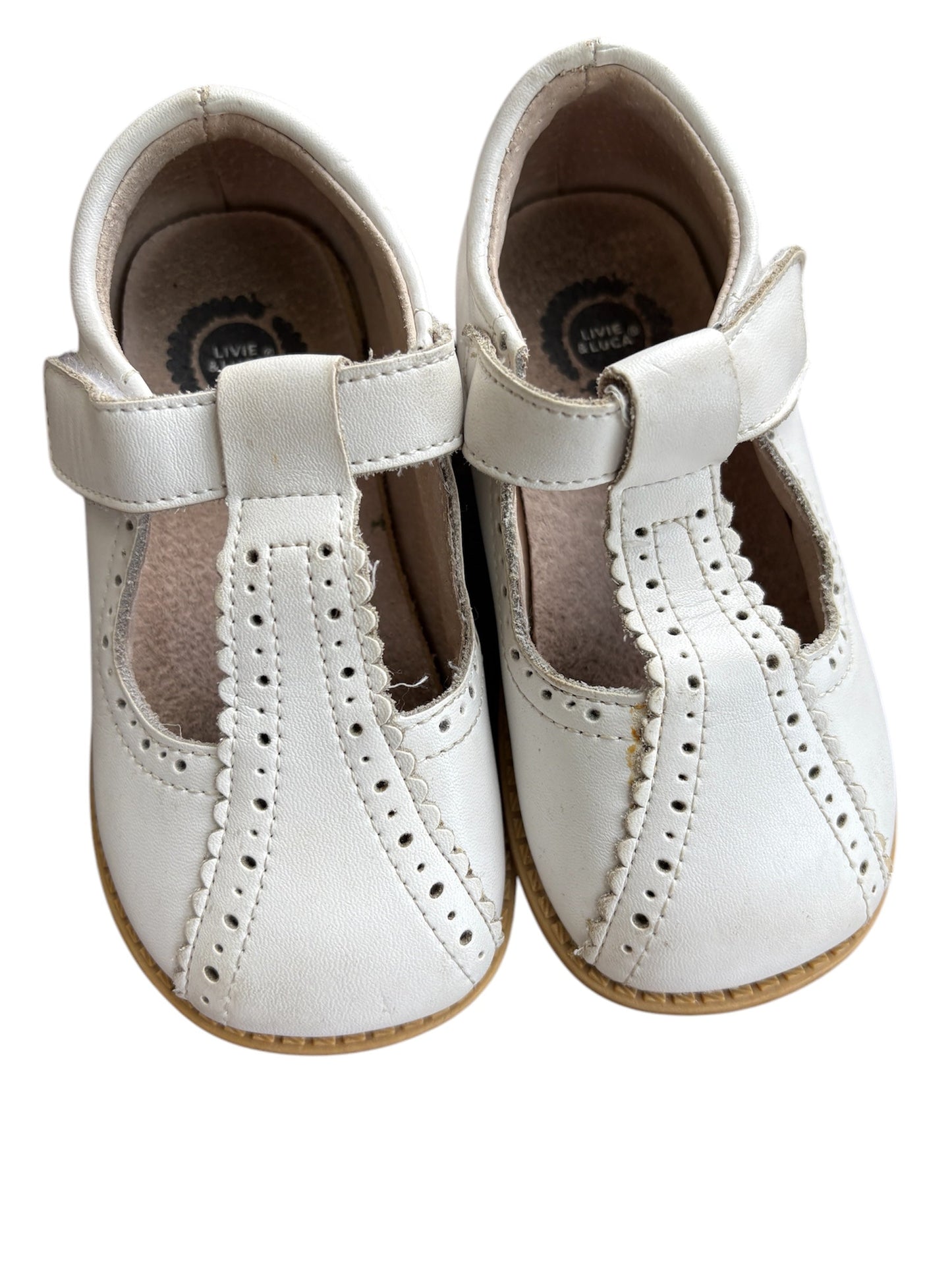 Seller #105 - Size 9c Girls Livie and Luca White Mary Janes GUC
