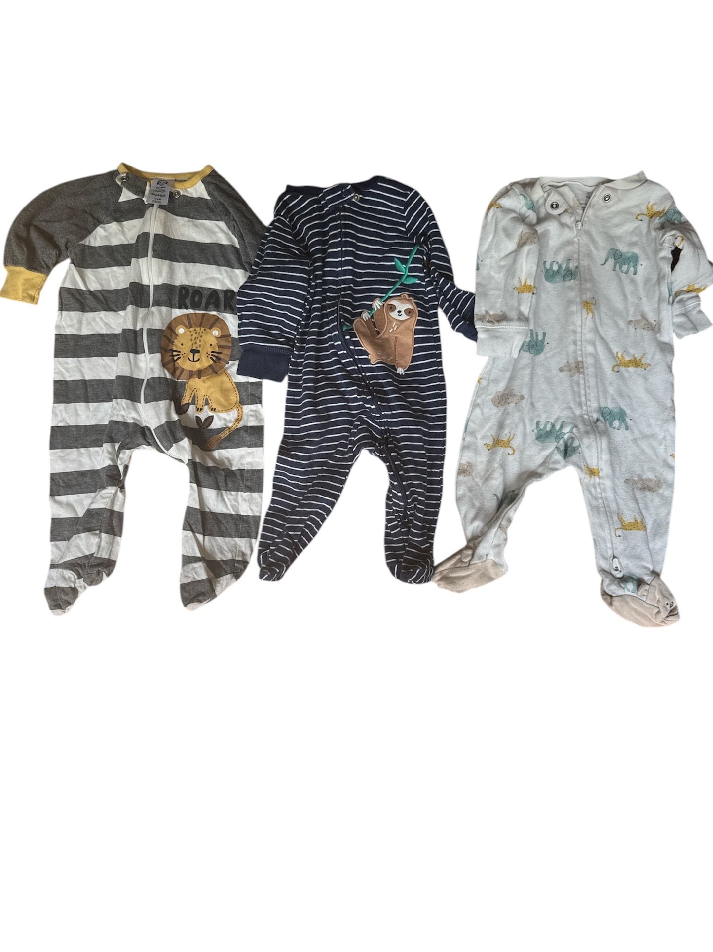 #28 Bundle of Three Pairs of Gerber Baby Carters Zip Up Sleeper Pajamas Size 3-6M