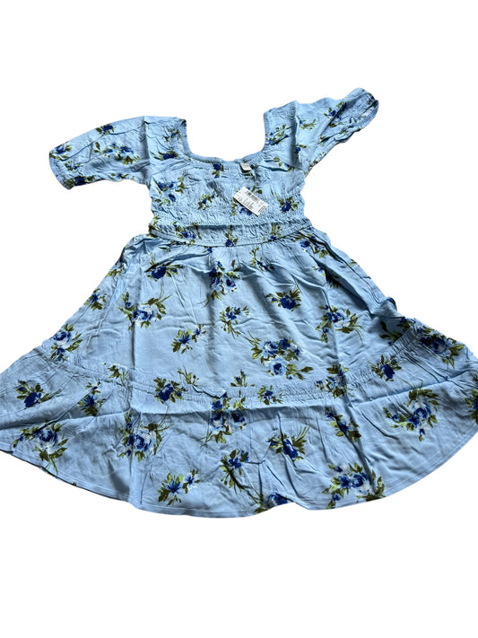 208 NWT girls size 10-12 dress