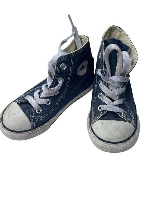 104 - Sz 8 Converse