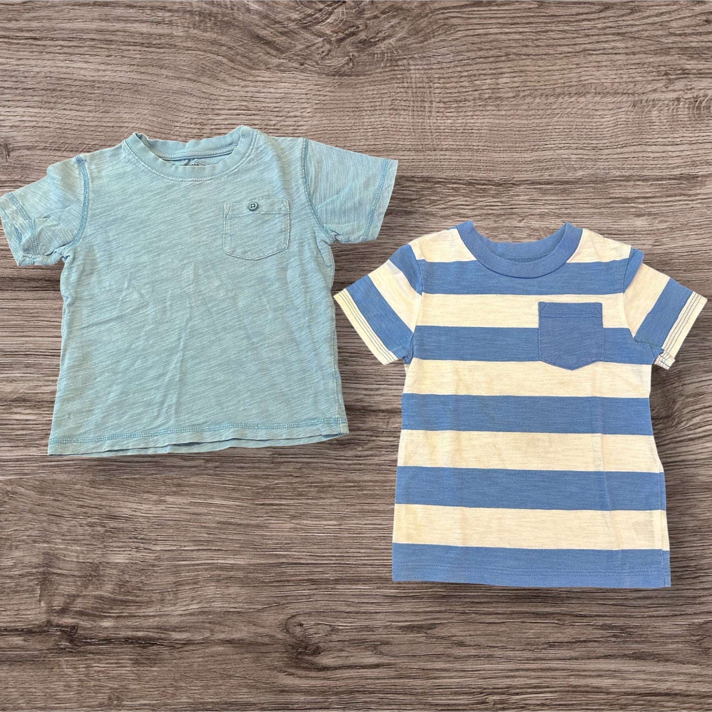 #169 Boy's 2T Shirt Bundle (5 Shirts)