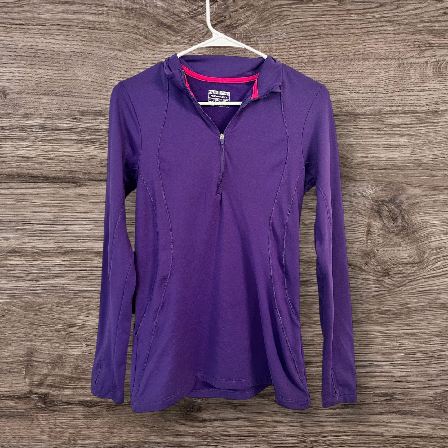 #169 Women's Medium High Performance Top