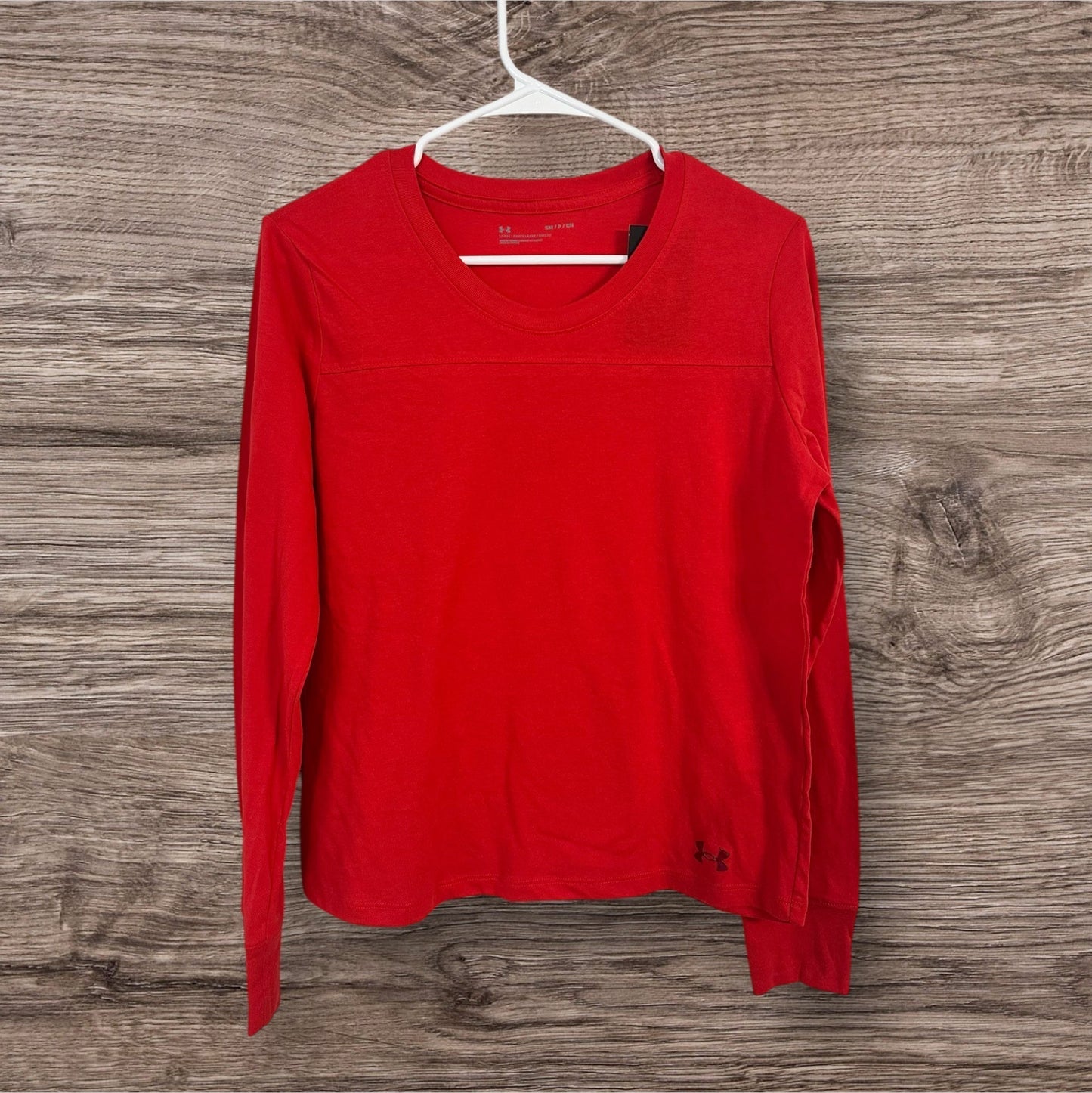 #169 Women’s Small Under Armour Long Sleeve- NWT
