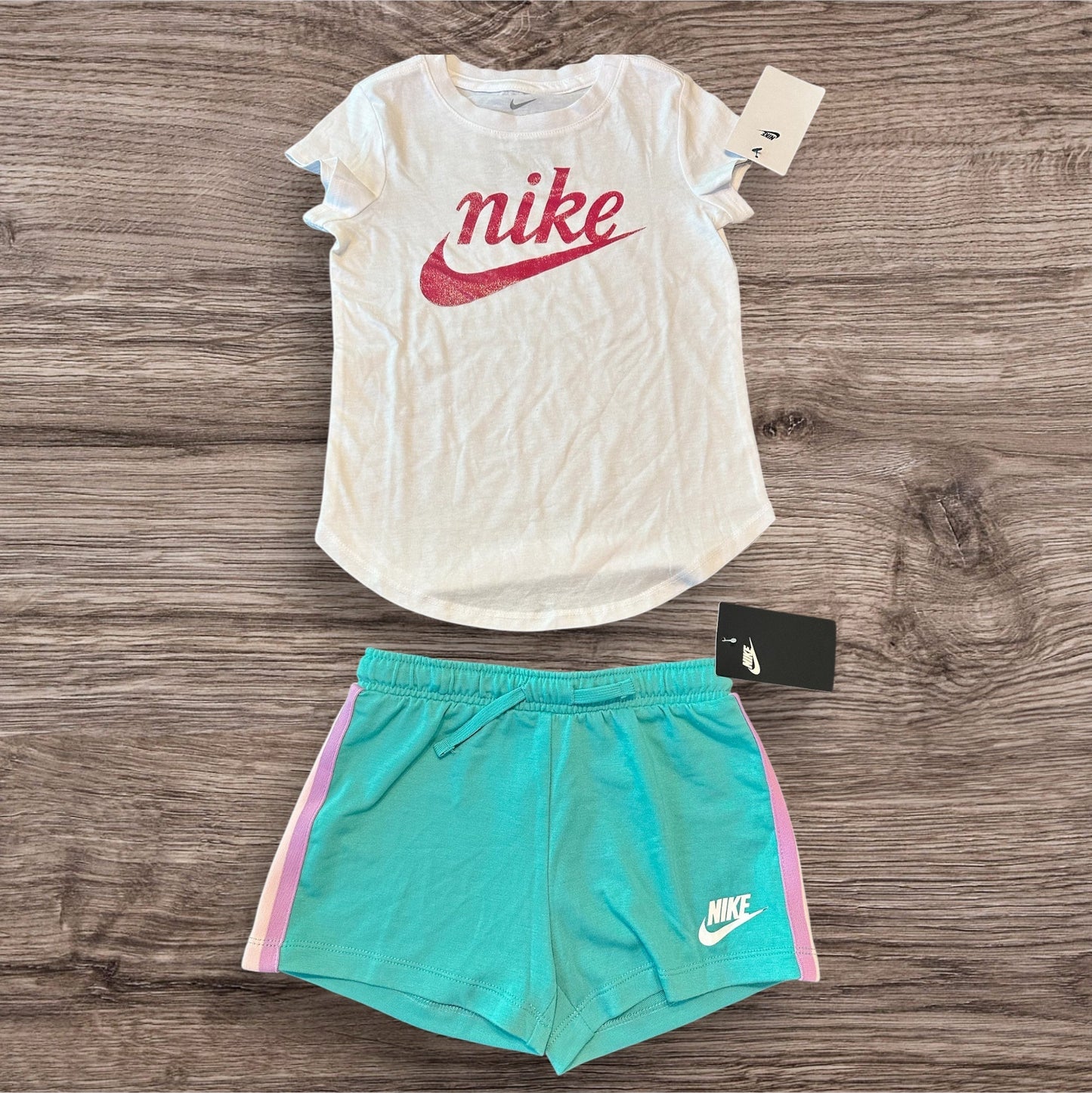 #169 Girl's Size 6  Nike Outfit-  NWT