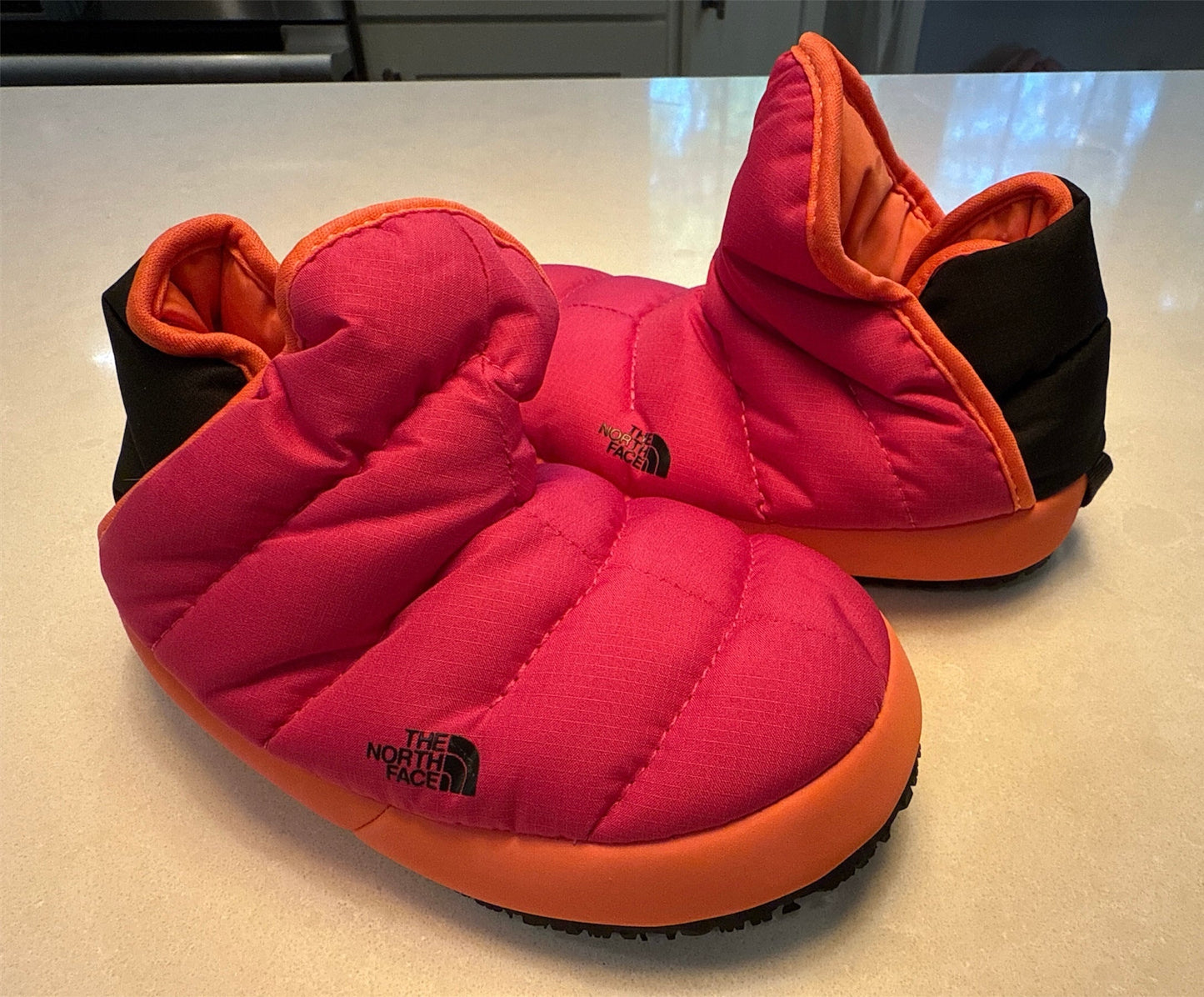 #146 - REDUCED Girls North Face Snow Boots | Kid Size 11