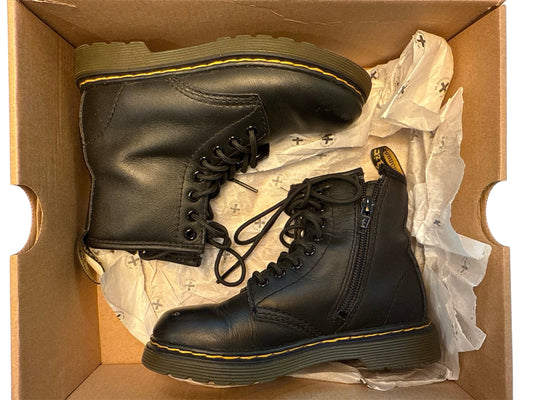 #146 - REDUCED Little Kid Size 11 Doc Martens Black Boots