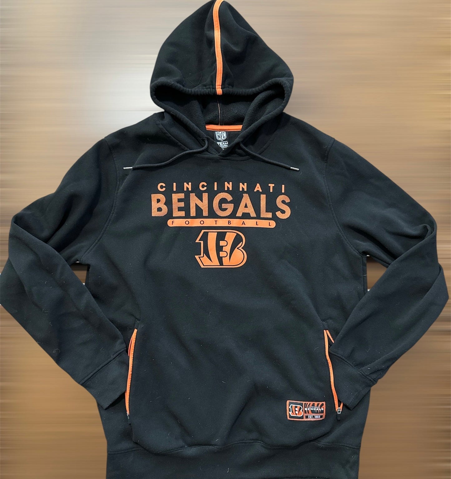 #146 - REDUCED Adult Large Bengals Football Black Hoodie