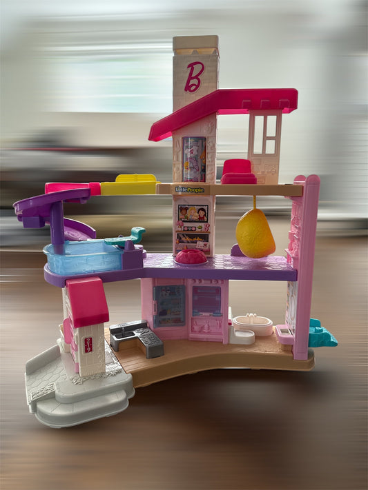 #146 - MONDAY*REDUCED Little People Barbie Dream House | EUC