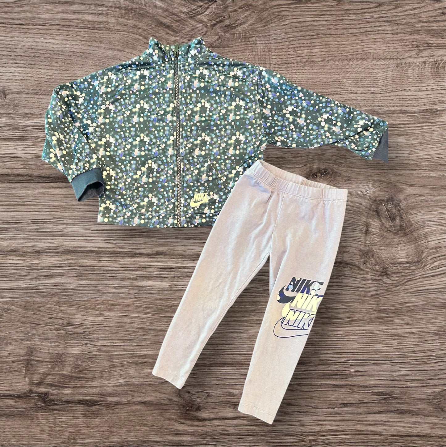 #169 Girl's 4T Nike Bundle