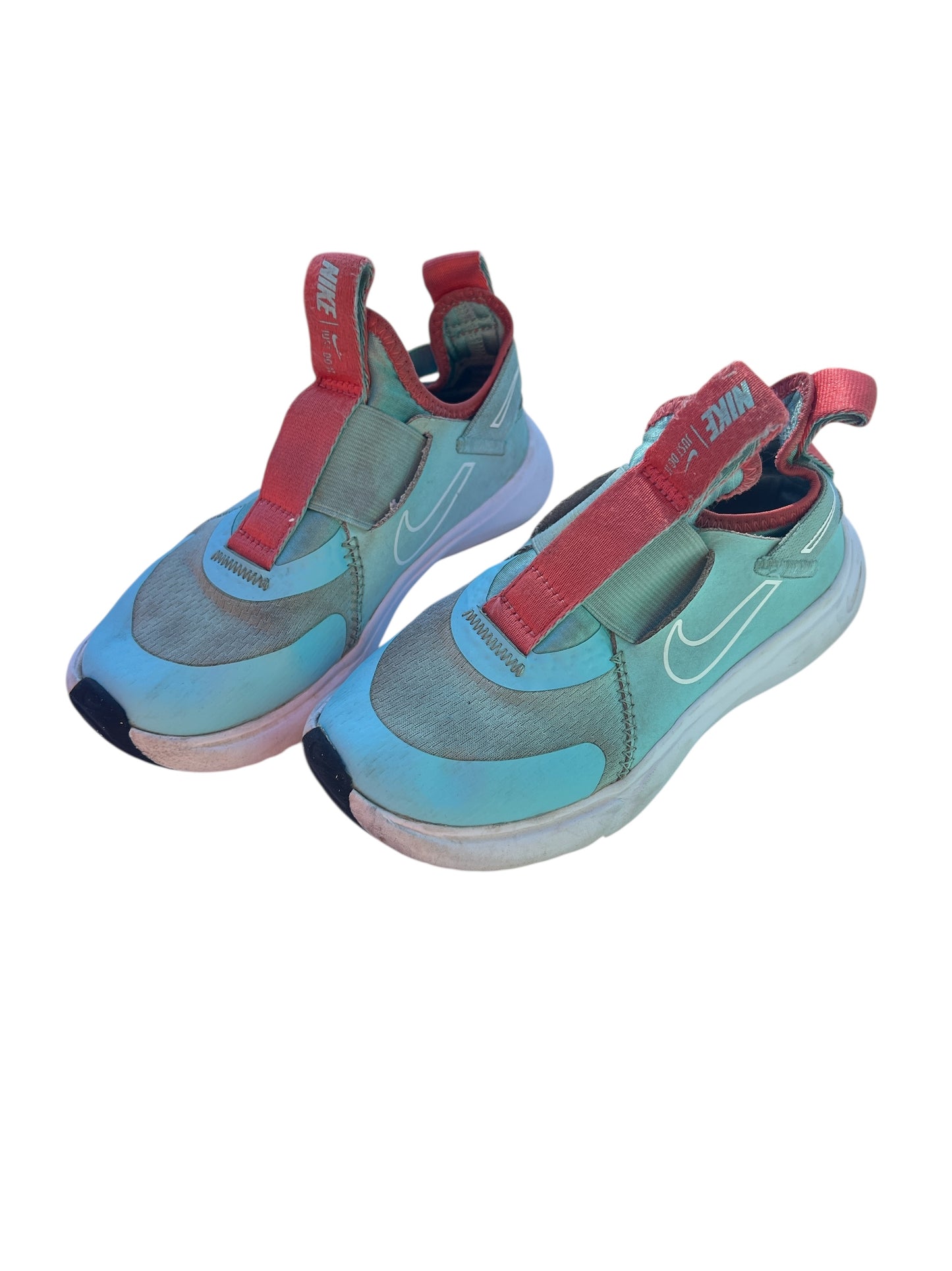 104 - Sz 11 pull on Nikes