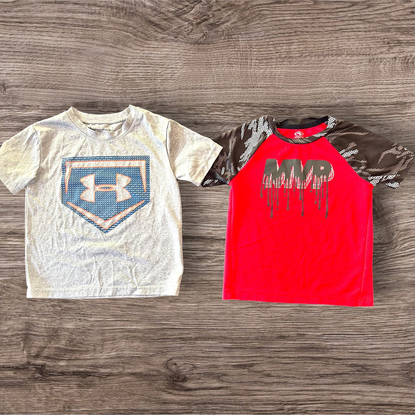 #169 Boy's 4T Shirt Bundle (2 Shirts)